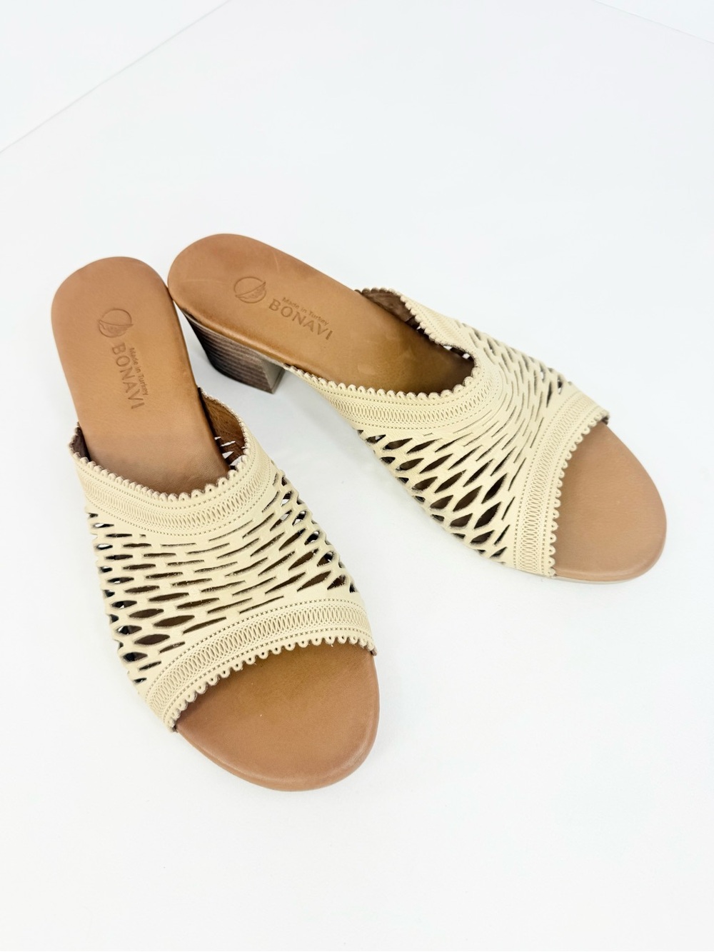 Bonavi SONIA Beige Leather Laser Cut Scalloped Edge Stacked Heel Slide Sandals